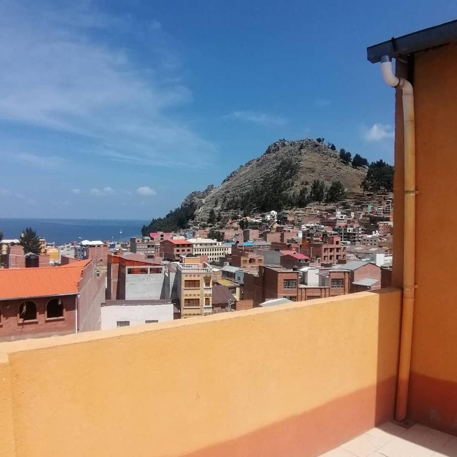 Hostal Puerto Alegre Copacabana  Exterior photo