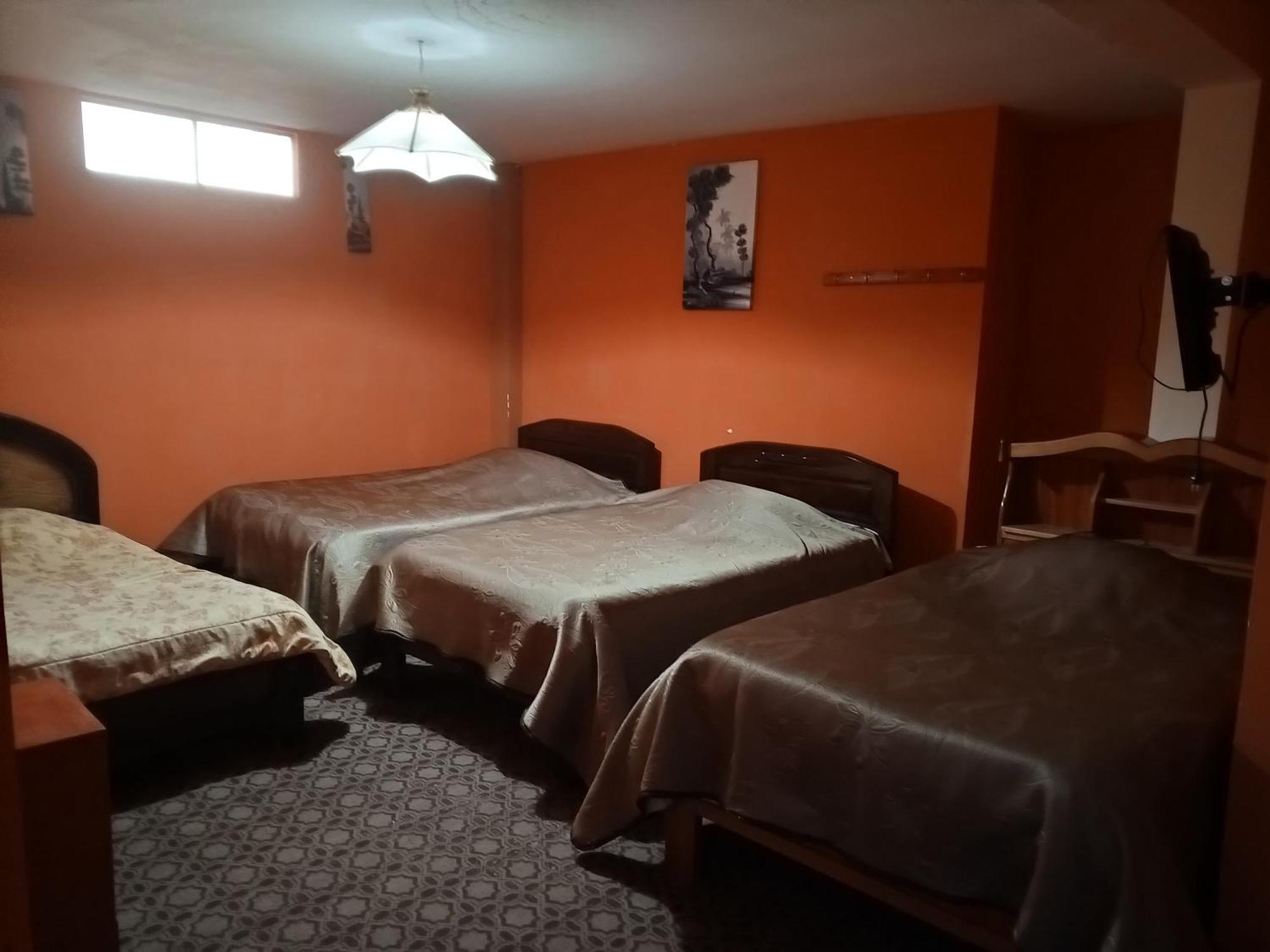 Hostal Puerto Alegre Copacabana  Room photo